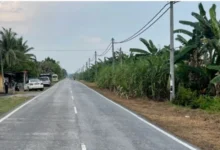 Ajal pelajar dalam perjalanan ke masjid