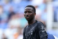 Gol jarak jauh Sarr buat Arsenal 'tersipu malu' di Hong Kong