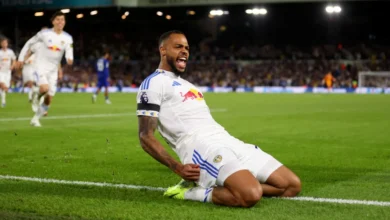 Everton gigit jari, Leeds cipta permulaan sempurna