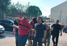 3 individu didakwa bunuh penganggur
