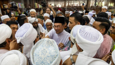 Anwar says Pakatan-GRS talks will continue ahead of Sabah polls, even as BN shuns cooperation