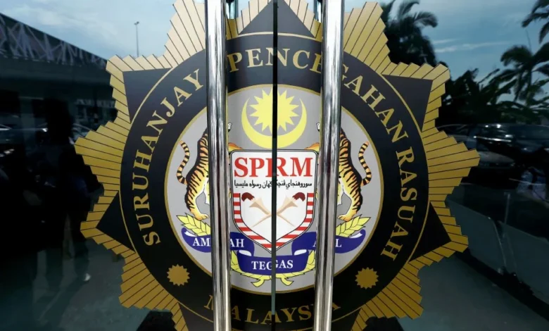 Lima polis termasuk pegawai kanan ditahan SPRM, disyaki minta suapan RM9,000