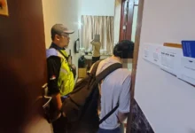 Duda warga emas bersama janda ditahan di bilik hotel