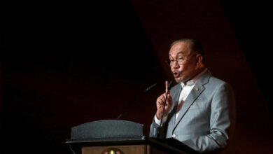Upko’s Ewon still in federal Cabinet, PM says days after resignation threat over Sabah rights