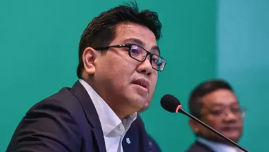 Petronas CEO says sorry for taking part in F1 champagne shower