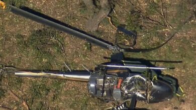 Helikopter terhempas atas kereta