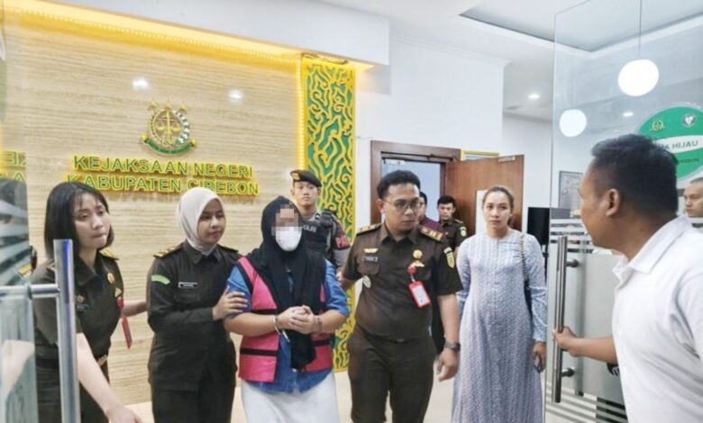Pegawai bank dicekup gelapkan wang lebih RM6 juta