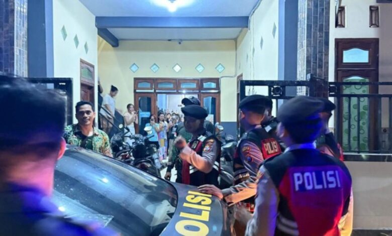 Pelajar ‘kantoi’ selinap masuk asrama perempuan pakai tudung