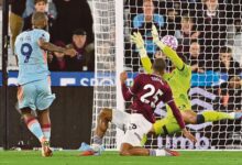 Brentford tambah luka West Ham