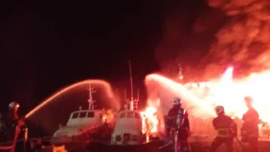 Tiga feri terbakar di limbungan Bukit Malut