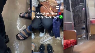 Penumpang terkejut, kereta api pun kena banjir