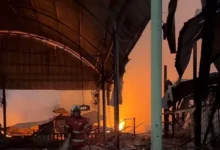 Kuarters guru antara 3 blok bangunan sekolah agama musnah terbakar