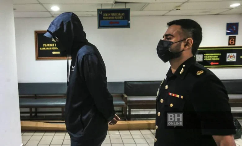 Pegawai bank didakwa 79 pertuduhan rasuah RM488,050