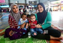 Dua bayi mempunyai hubungan bapa dan anak saudara mangsa banjir termuda dipindahkan ke PPS