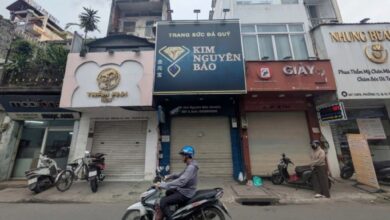 Kedai emas didakwa kebas duit pelanggan
