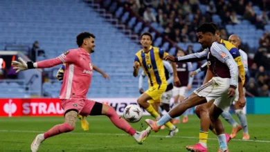 Villa rai kemenangan di sebalik ketegangan di luar stadium