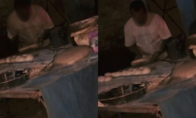 Setiap doh roti kena ludah