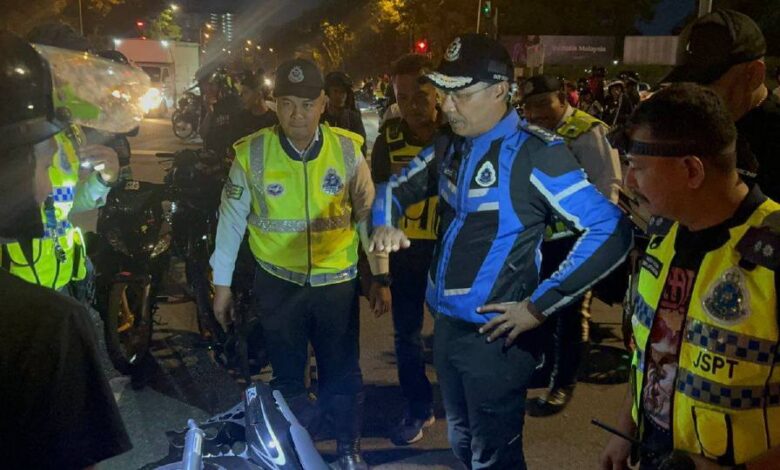 'Jangan cabar undang-undang...'