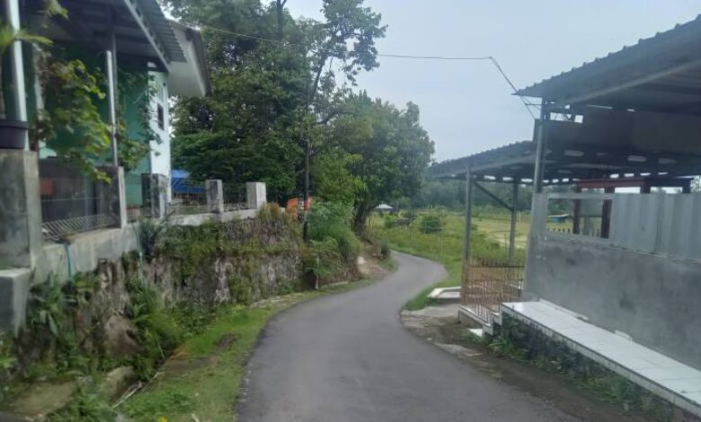 Penduduk resah kerap jumpa pocong tepi jalan