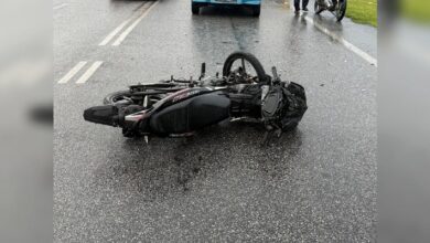 Konstabel maut langgar lori buat pusingan U