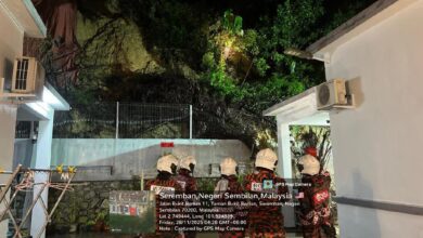 Ribut Senyar: Tanah runtuh, pokok tumbang berlaku di Negeri Sembilan