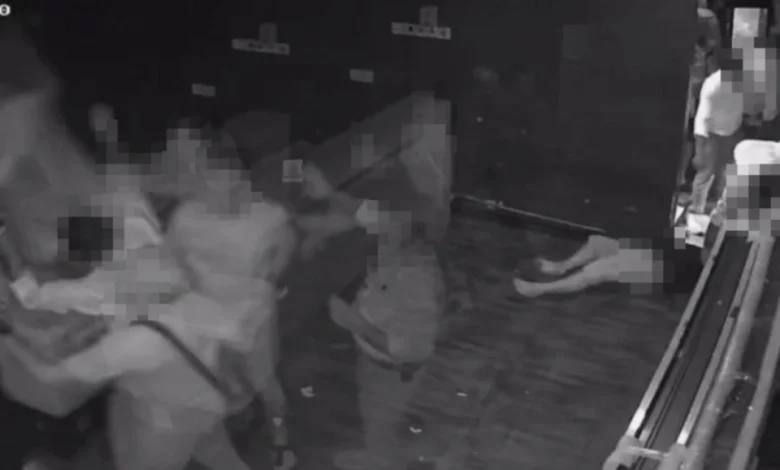 Maut dibelasah di pusat hiburan