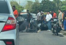 Warga Singapura maut, skuter T-Max bertembung kereta