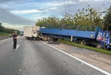 Pemandu, kelindan lori maut nahas 3 kenderaan berat