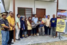 ​_Mohd Isam Sempurnakan Penyerahan Rumah PPRS Dan Sumbangan Hari Natal