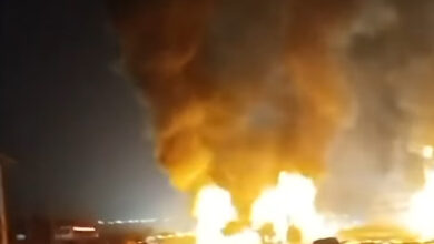 10 maut, bas bertembung lori