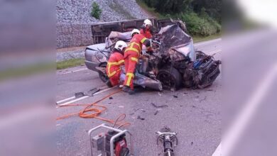 Anggota tentera maut nahas dua kenderaan