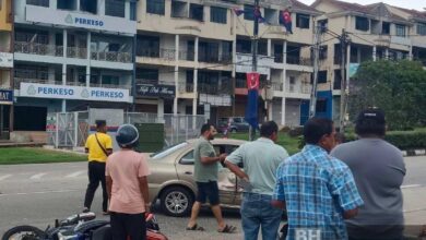 Pelajar UiTM Segamat maut selepas motosikal ditunggang rempuh kereta