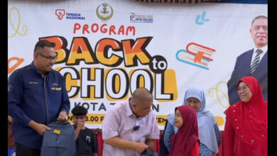 Back To School DUN Kota Tampan: Saarani Pastikan Kebajikan, Pendidikan Anak-anak Diberi Perhatian