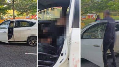 Seorang maut ketika dirawat di hospital manakala seorang lagi parah selepas ditembak di Jalan Rasah berhampiran Plaza Tol Port Dickson, di sini, pagi tadi.