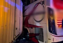 Five trapped in Rawang bus and lorry crash on North-South Expressway