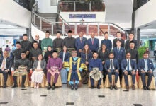 Subang Jaya mayor demands quick response to complaints from ratepayers