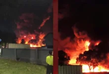 Kilang pemprosesan sisa minyak terbakar di Olak Lempit