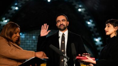 Zohran Mamdani angkat sumpah Datuk Bandar guna al-Quran