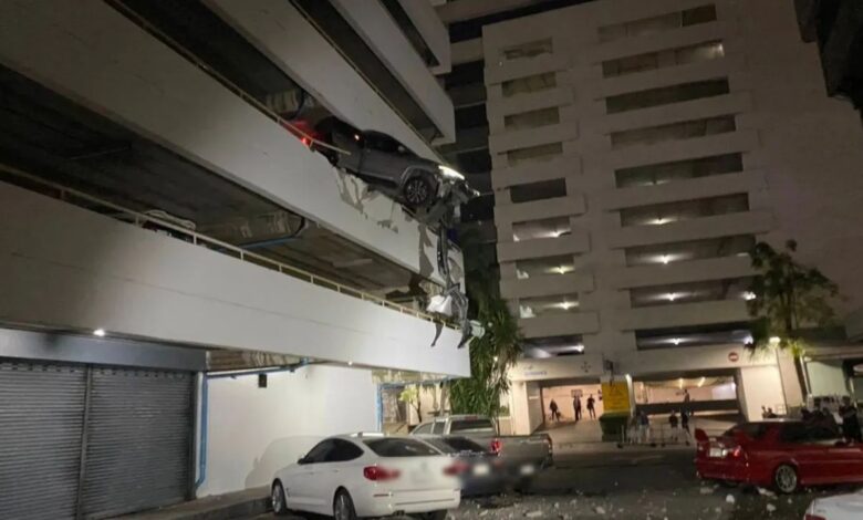 ‘Pusing belakang sekejap saja, tiba-tiba sudah tergantung’