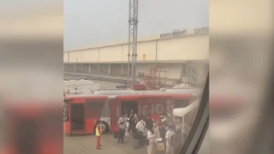 Pesawat berpatah balik, tertinggal penumpang