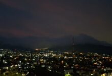 Selepas langit berdentum, cahaya merah pula muncul