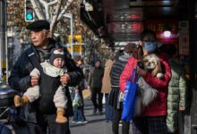 Kadar kelahiran China jatuh ke paras terendah