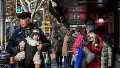Kadar kelahiran China jatuh ke paras terendah