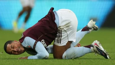 Tamparan buat Villa, Tielemans cedera