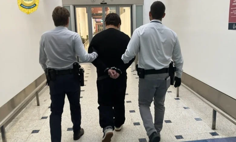 Lelaki Malaysia simpan 100 ‘gambar budak’ dihalau dari Australia