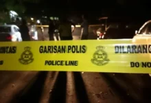 Pejalan kaki maut dirempuh kereta di NKVE