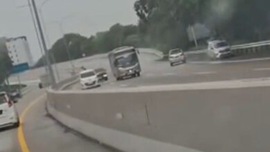 Avanza kedekut bayar tol buat ‘U-turn’, lawan arus