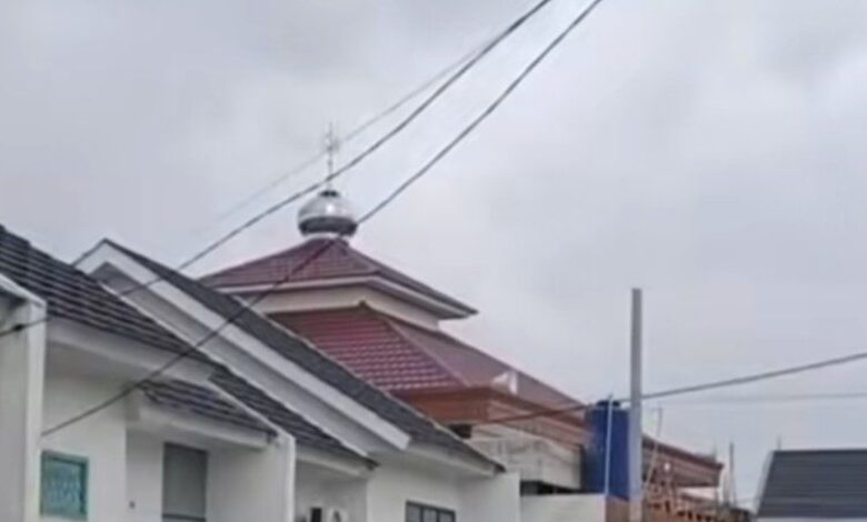 Penduduk pindah, tak tahan bunyi bising masjid minta sumbangan