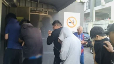 6 rakan didakwa merusuh di Taman Mount Austin