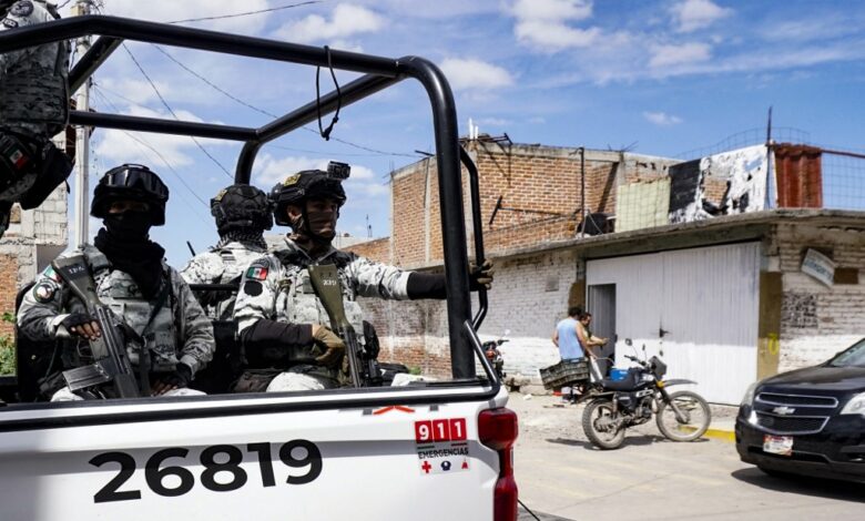 11 mati diserang di padang bola sepak